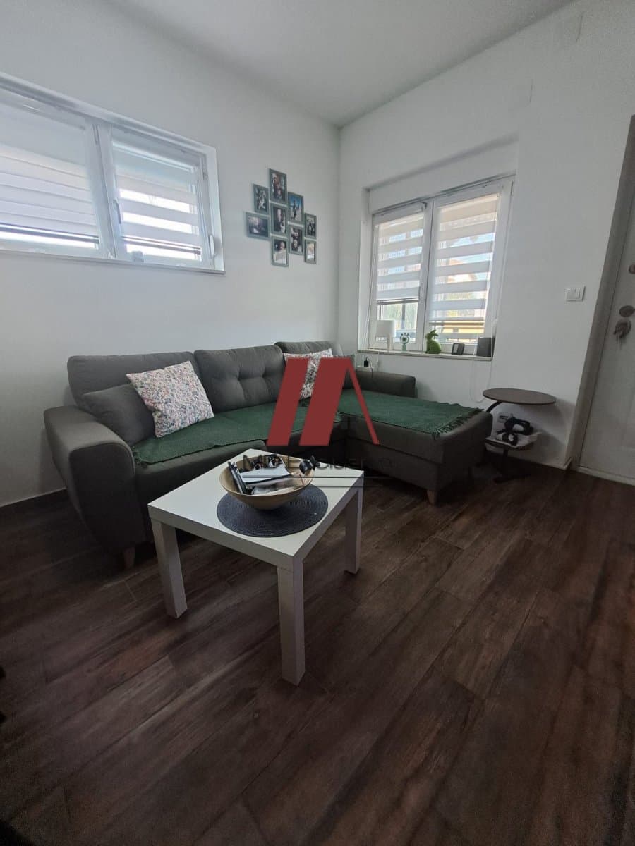 Stan, Miljakovac, 34 m²