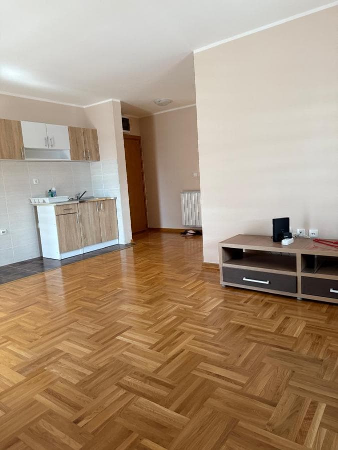 Stan, Lokacija Poznata Agenciji, 50 m²