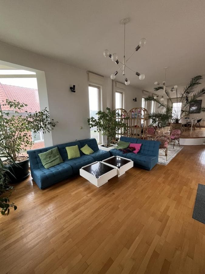 Kuća, Jajinci, 432 m²